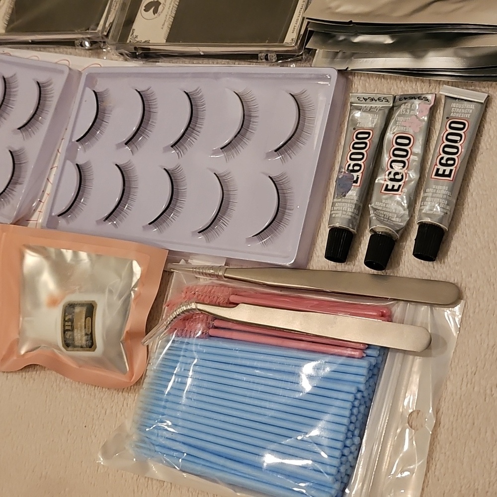 Lash Set - Picture 3 of 10